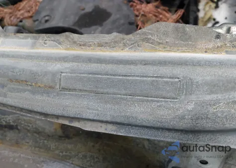 2016 Toyota Rav4 Limited z USA, uszkodzony, nr VIN 2T3DFREVXGW513481